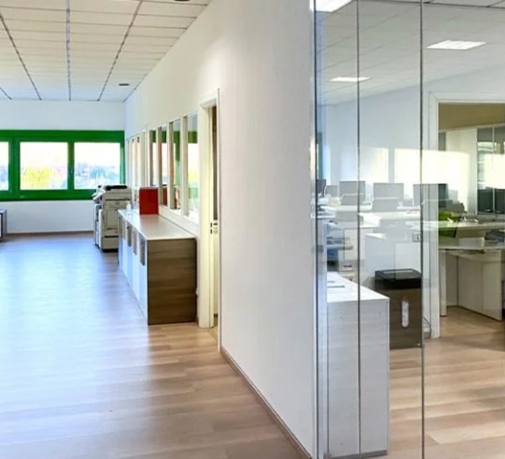 Chi siamo 7 Ufficio italia arredo interni